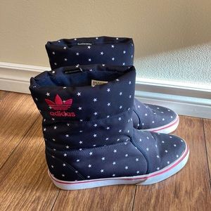 Adidas Nizza blue boots with red stars